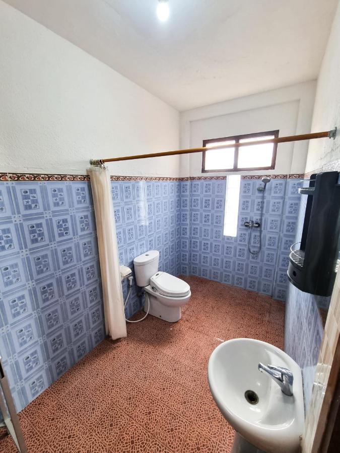 Lembongan Made Inn Nusa Lembongan Dış mekan fotoğraf